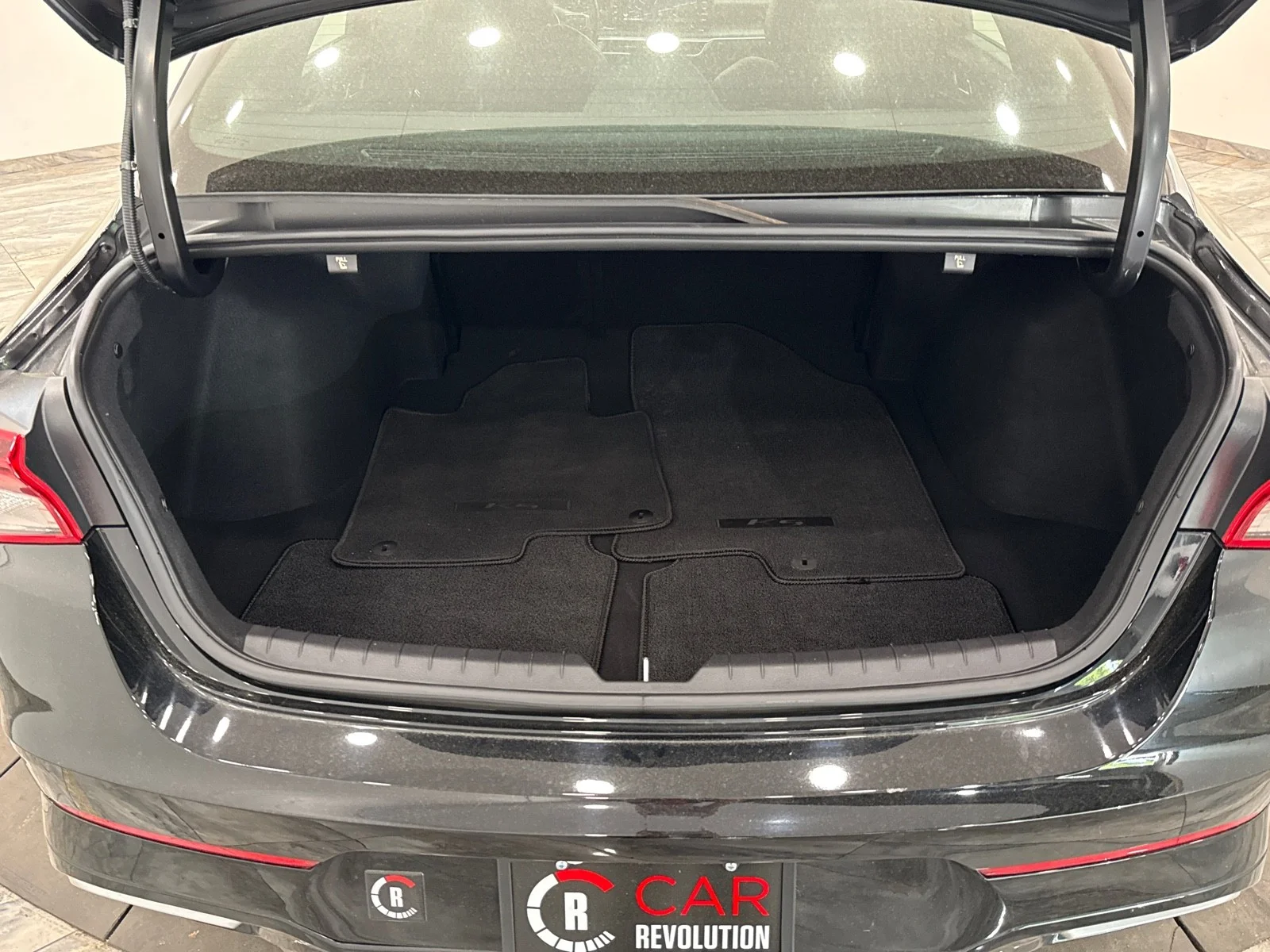 Used 2022 Ebony Black Kia GT-Line AWD image 43