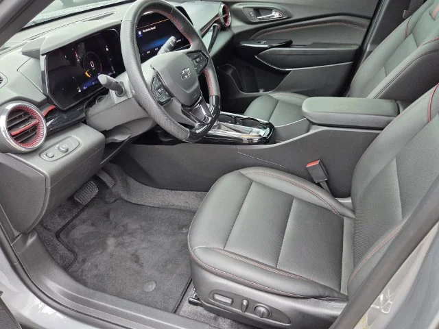 Used 2025 Gray Chevrolet 2RS image 9