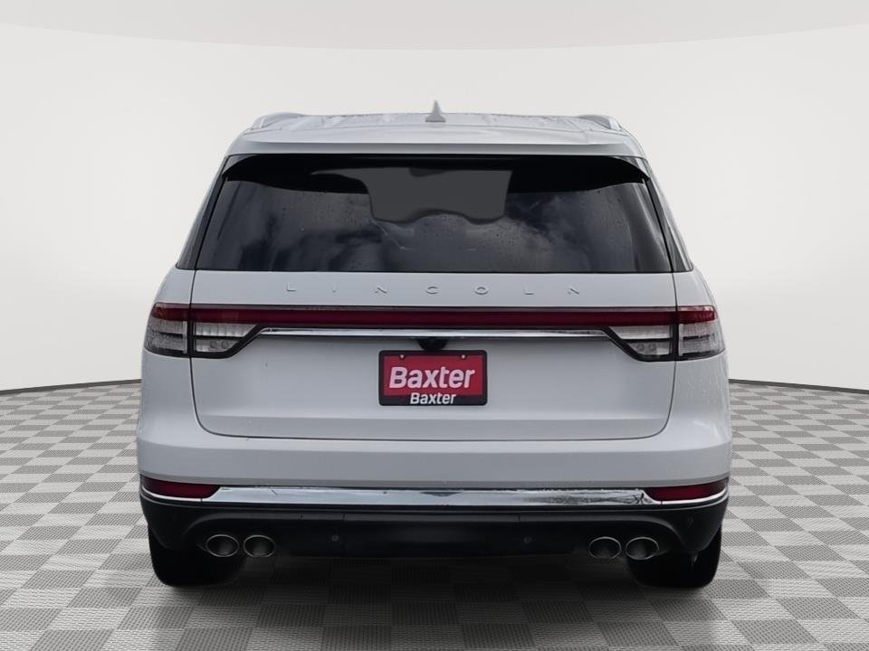 Used 2020 Pristine White Metallic Tri-Coat Lincoln Reserve image 26