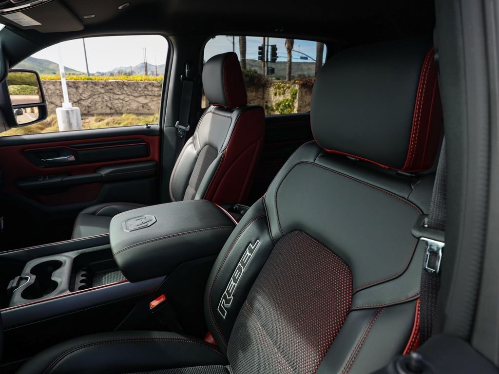 2026 RAM 1500 Rebel - Photo 15