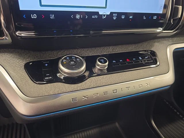 New 2026 Glacier Gray Metallic Tri-Coat Ford Tremor® image 35