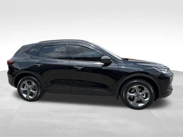 Used 2025 Black Ford ST-Line image 7
