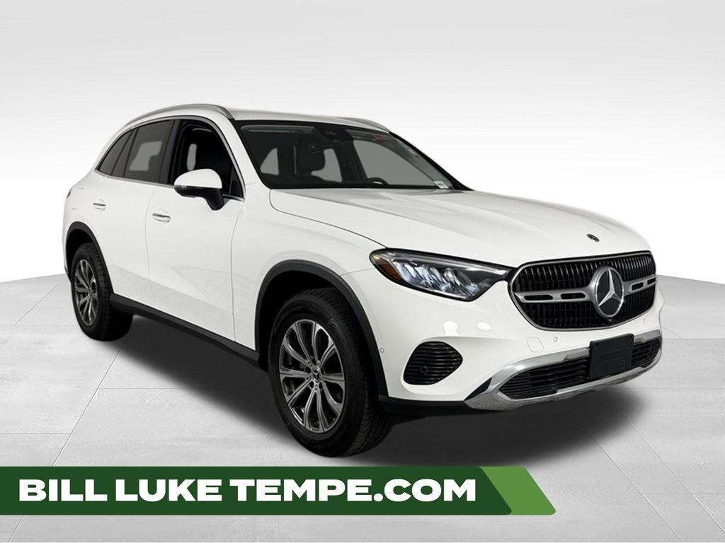 2024 Mercedes-Benz GLC GLC 300's photo