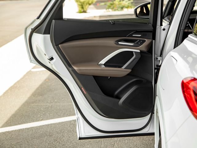 Used 2025 Glacier White Audi 2.0T Premium Plus image 23