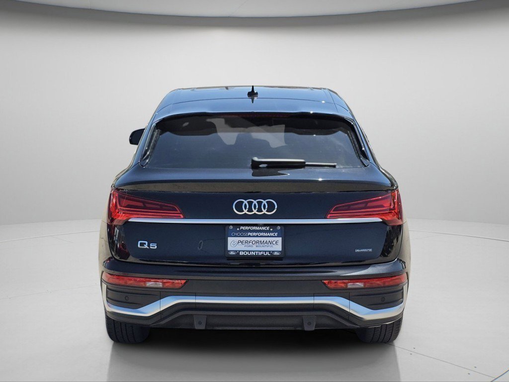 Used 2022 Black Metallic Audi 45 S line Premium image 23