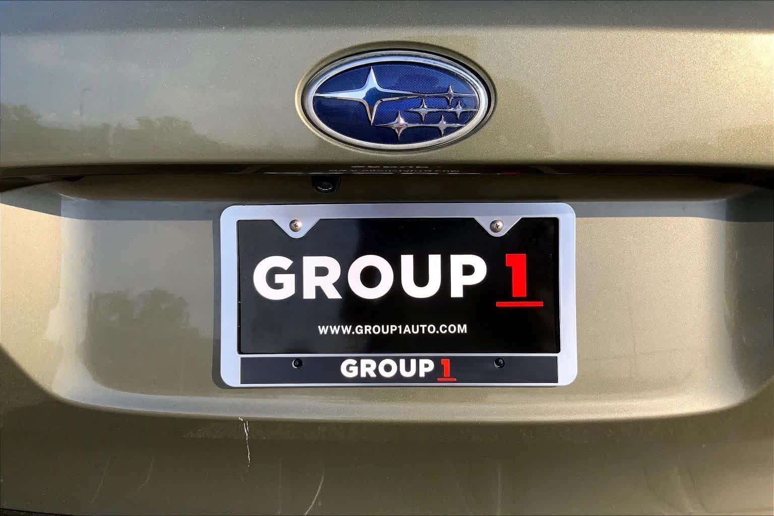Used 2021 Autumn Green Metallic Subaru Premium image 10