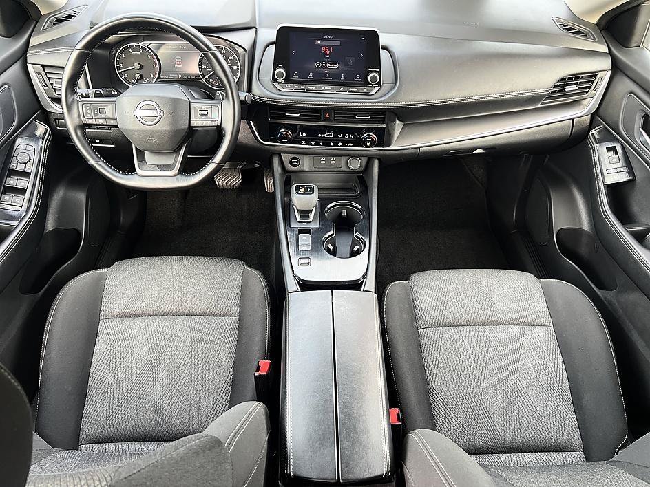 Used 2025 Baja Storm Metallic Nissan SV image 18