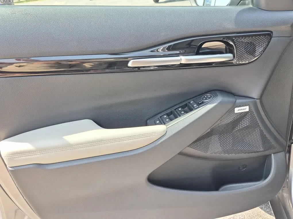 Used 2021 Steel Gray Kia SX image 9