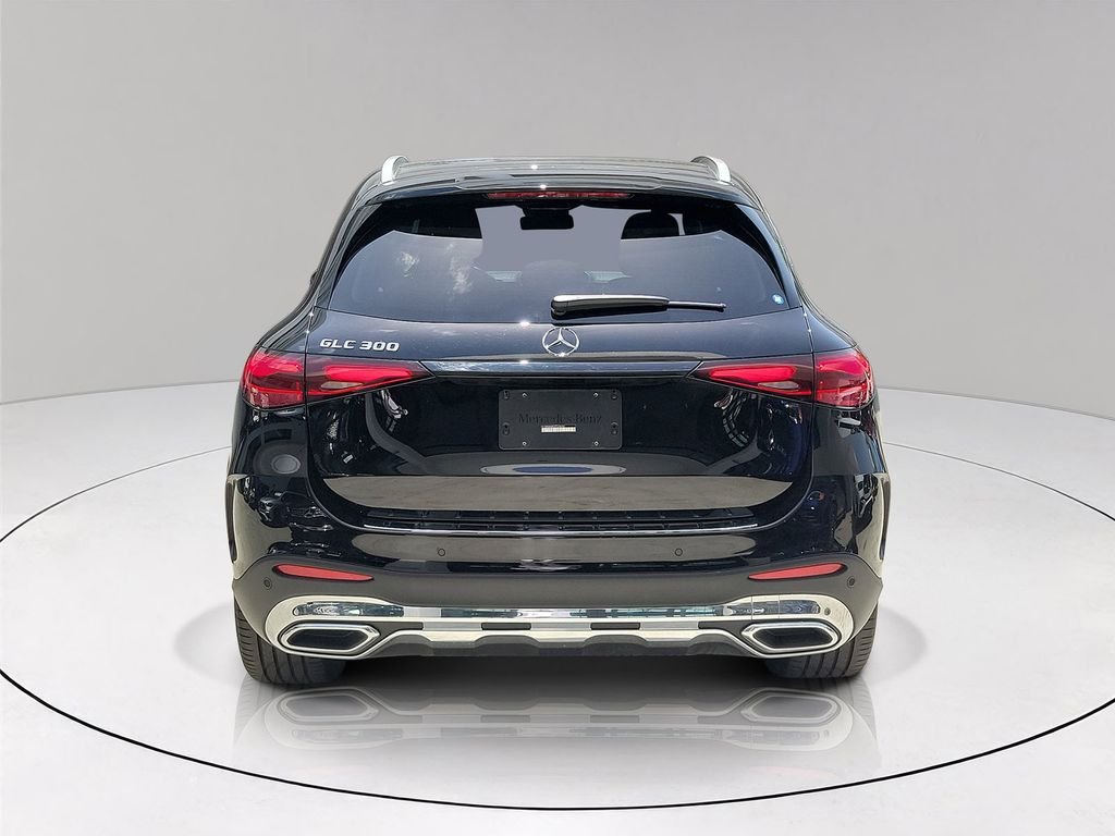 Certified Used 2026 Black Mercedes-Benz GLC 300 image 5