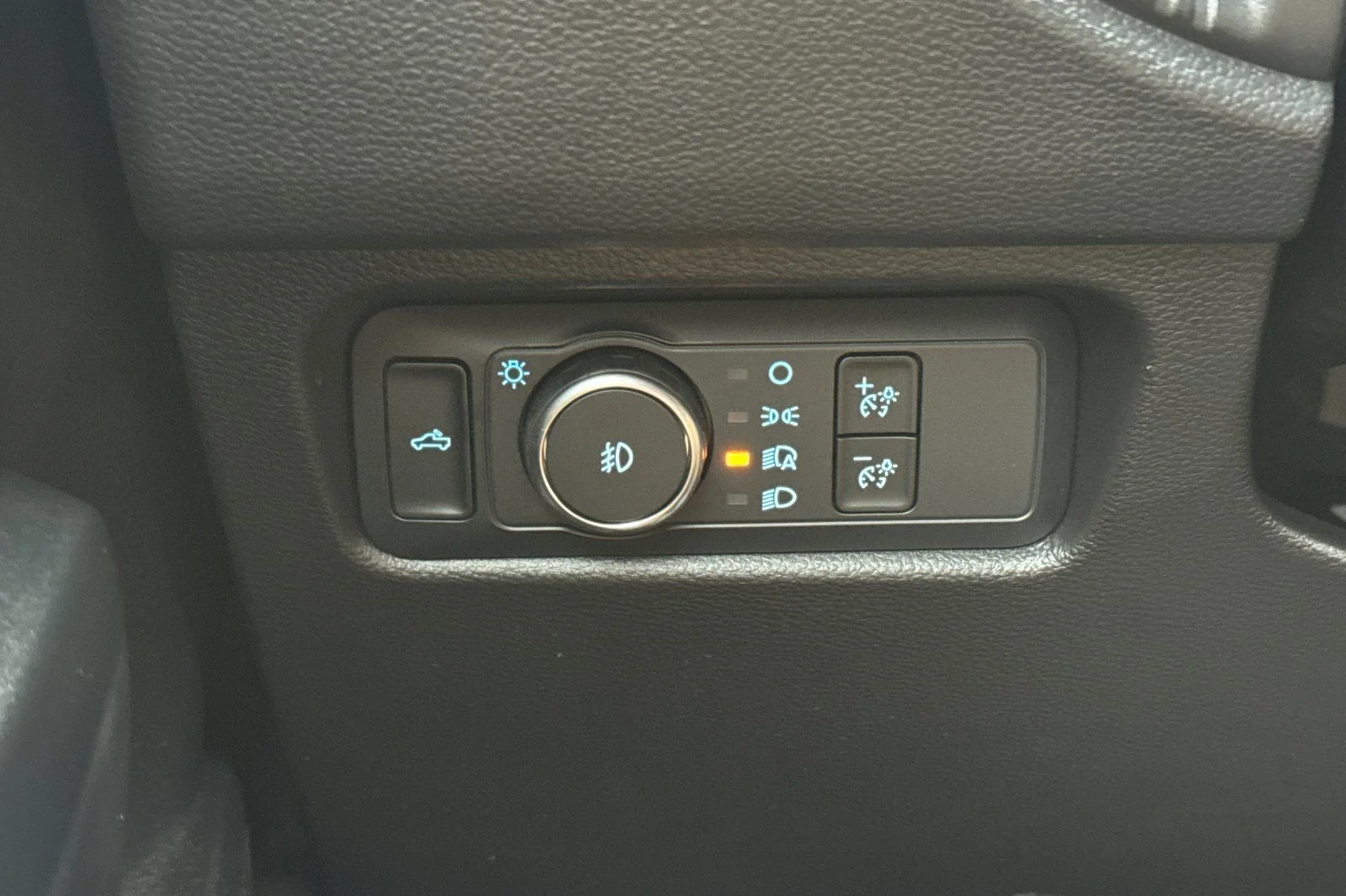 2025 Ford Ranger XLT - Photo 31