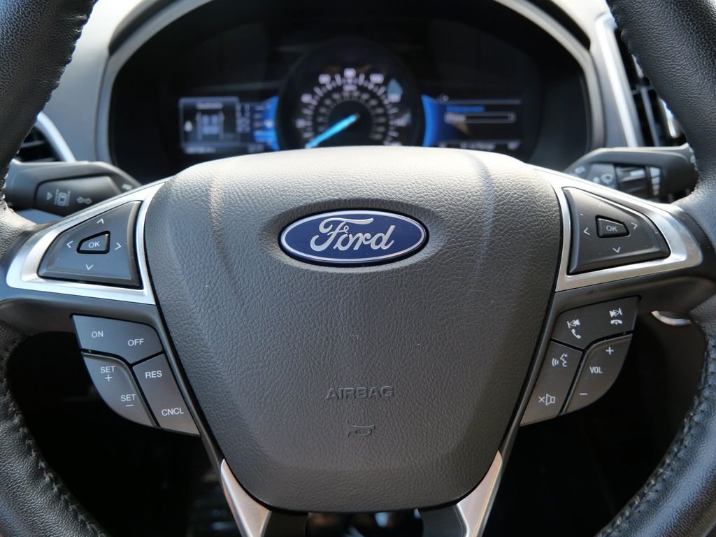 Used 2024 Black Ford SEL image 22
