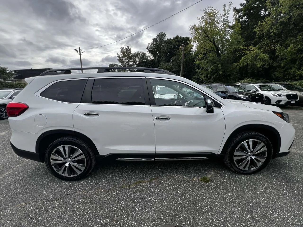 Used 2022 Crystal White Pearl Subaru Touring image 3
