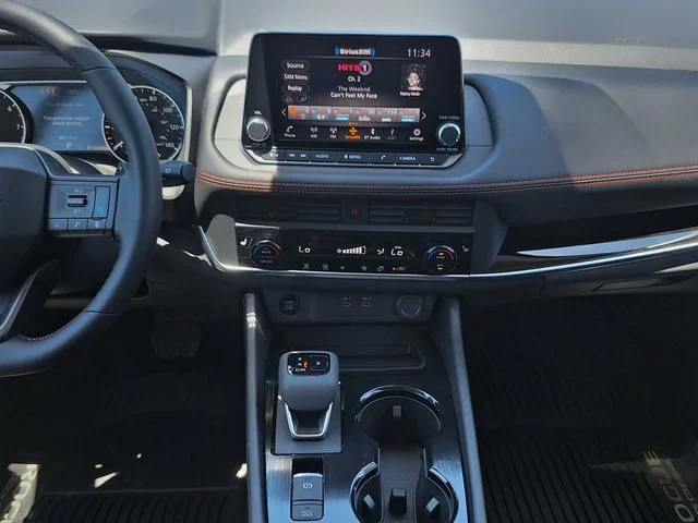 New 2026 Obsidian Green Pearl Nissan Rock Creek® image 17