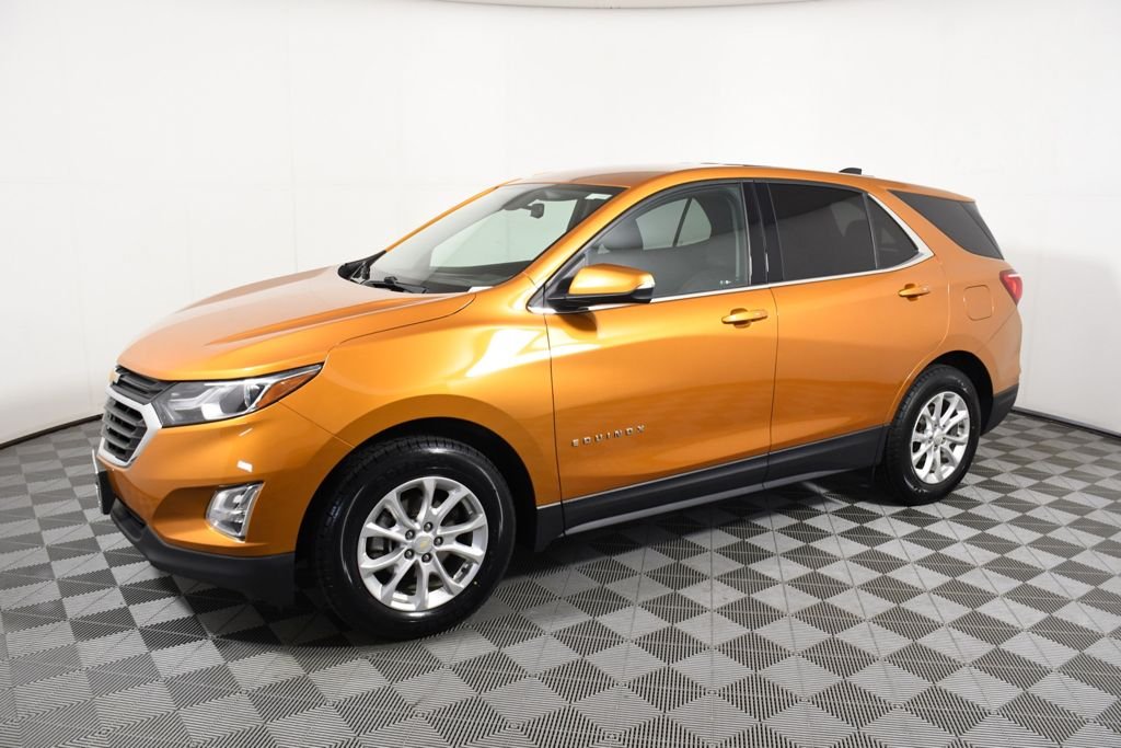 Used 2018 Chevrolet Equinox LT with VIN 2GNAXJEV7J6132568 for sale in Richfield, Minnesota