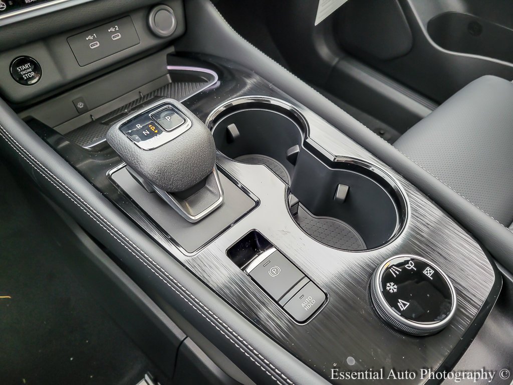 New 2026 Everest White Pearl Tricoat Nissan Platinum image 17