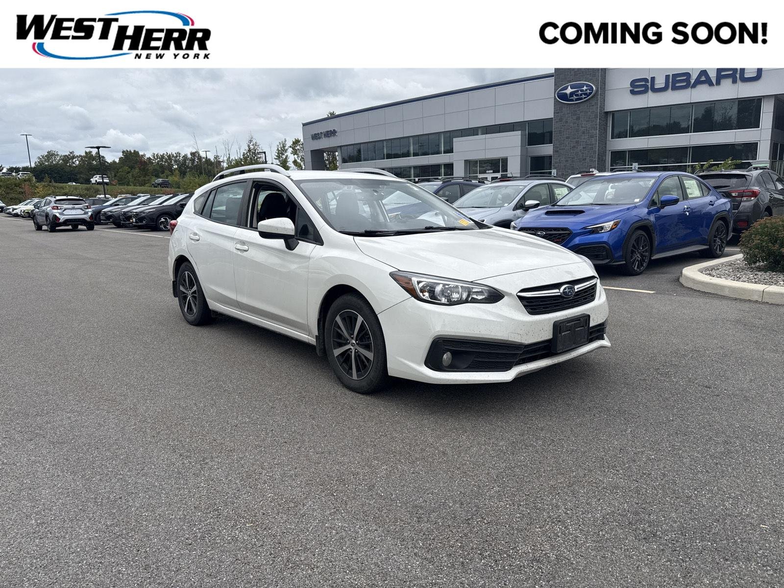 Used 2022 Crystal White Pearl Subaru Premium image 1