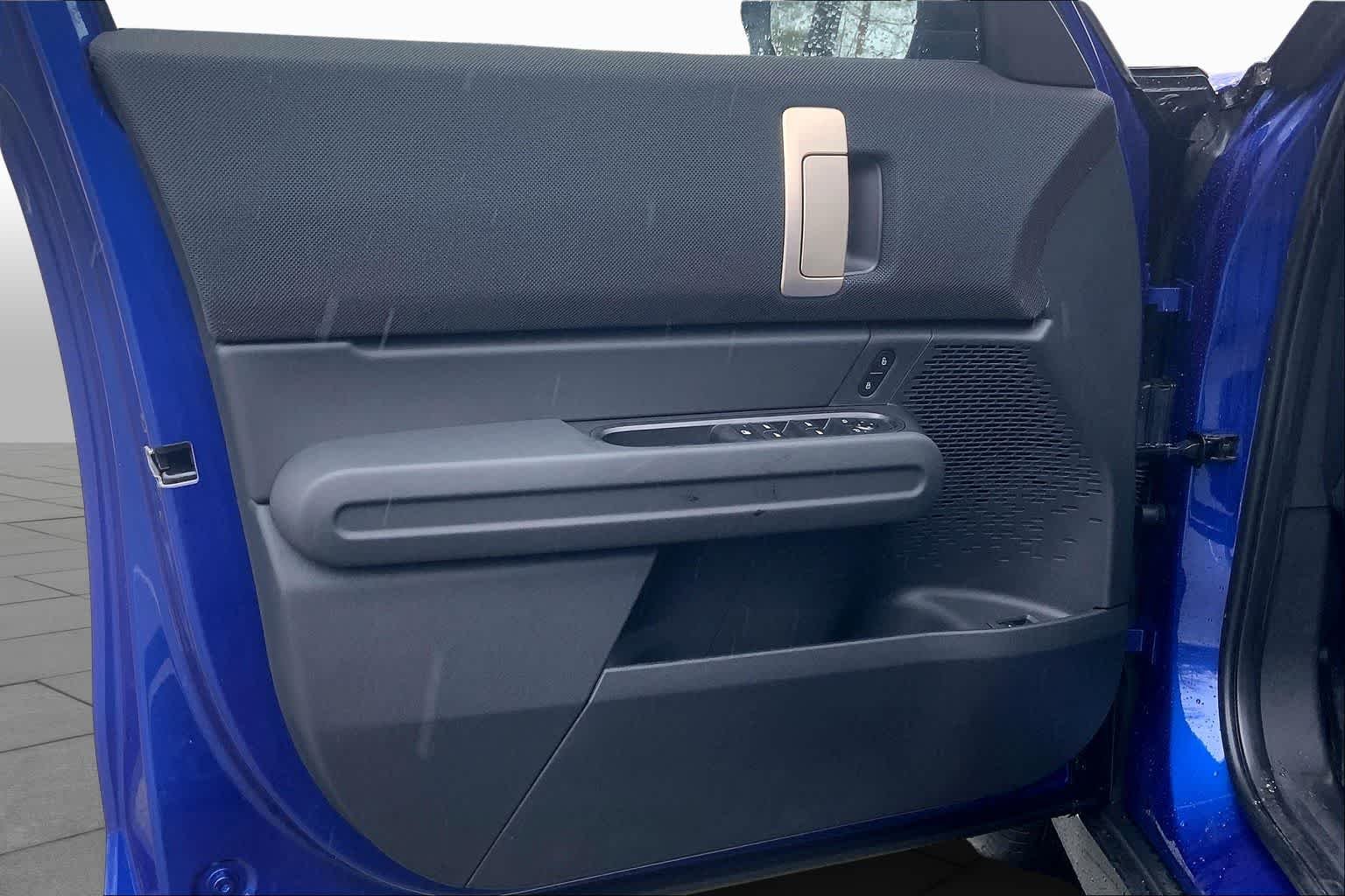 New 2026 Blazing Blue Metallic MINI Oxford Edition image 10