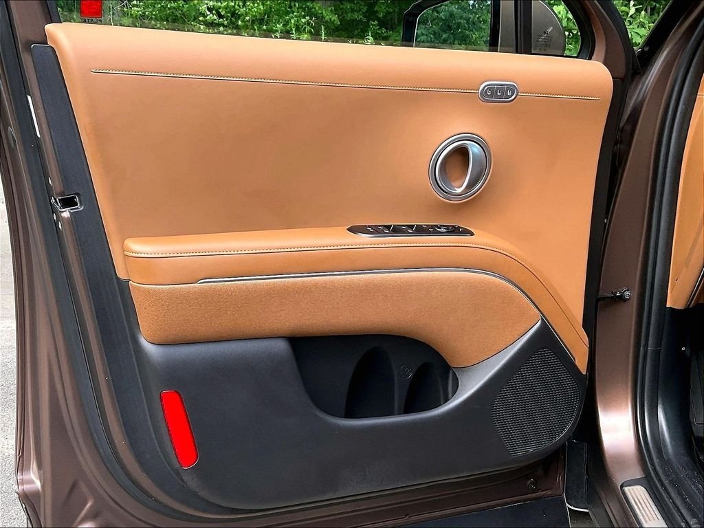 Used 2026 Brown Hyundai Calligraphy image 9