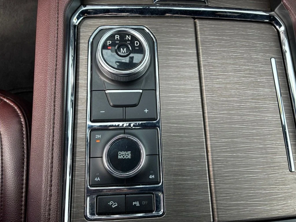 Used 2024 Black Ford Limited image 29