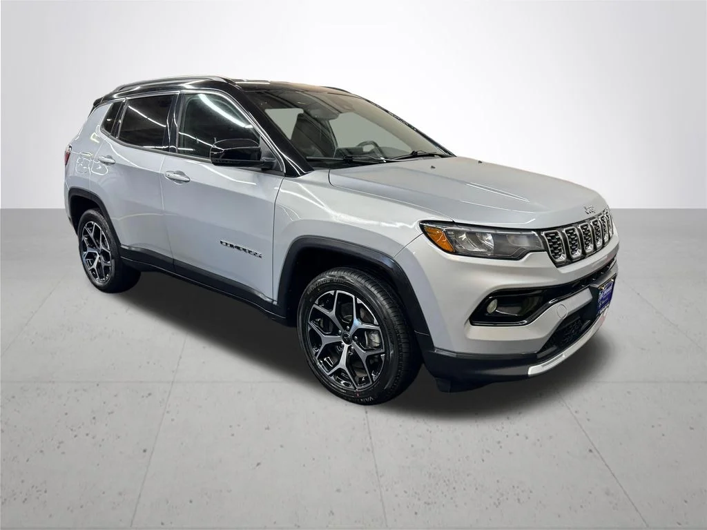 Used 2025 Silver Jeep Limited image 10