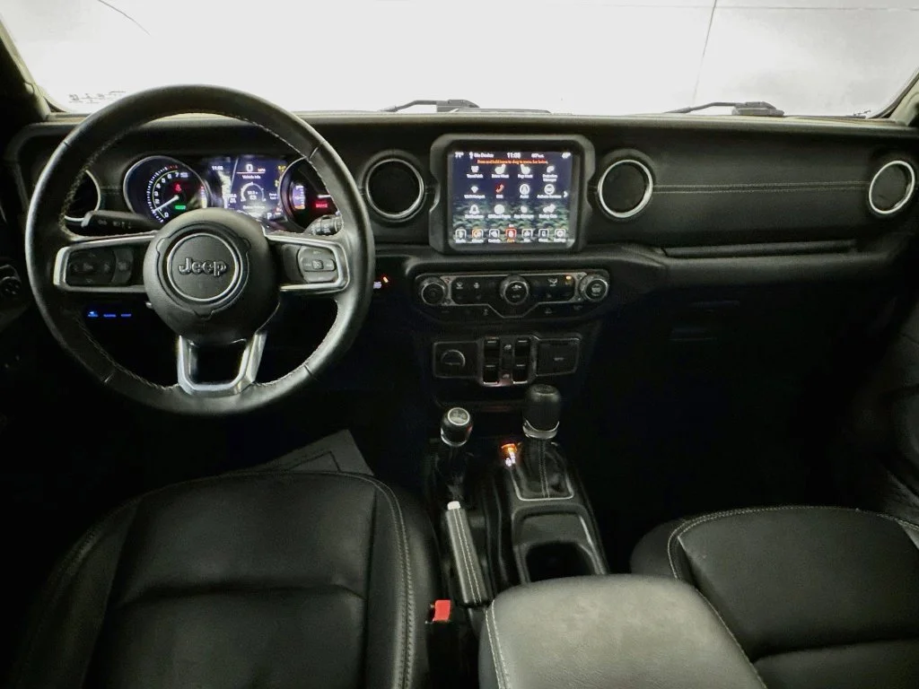 Used 2023 Gray Jeep Sahara 4xe image 27