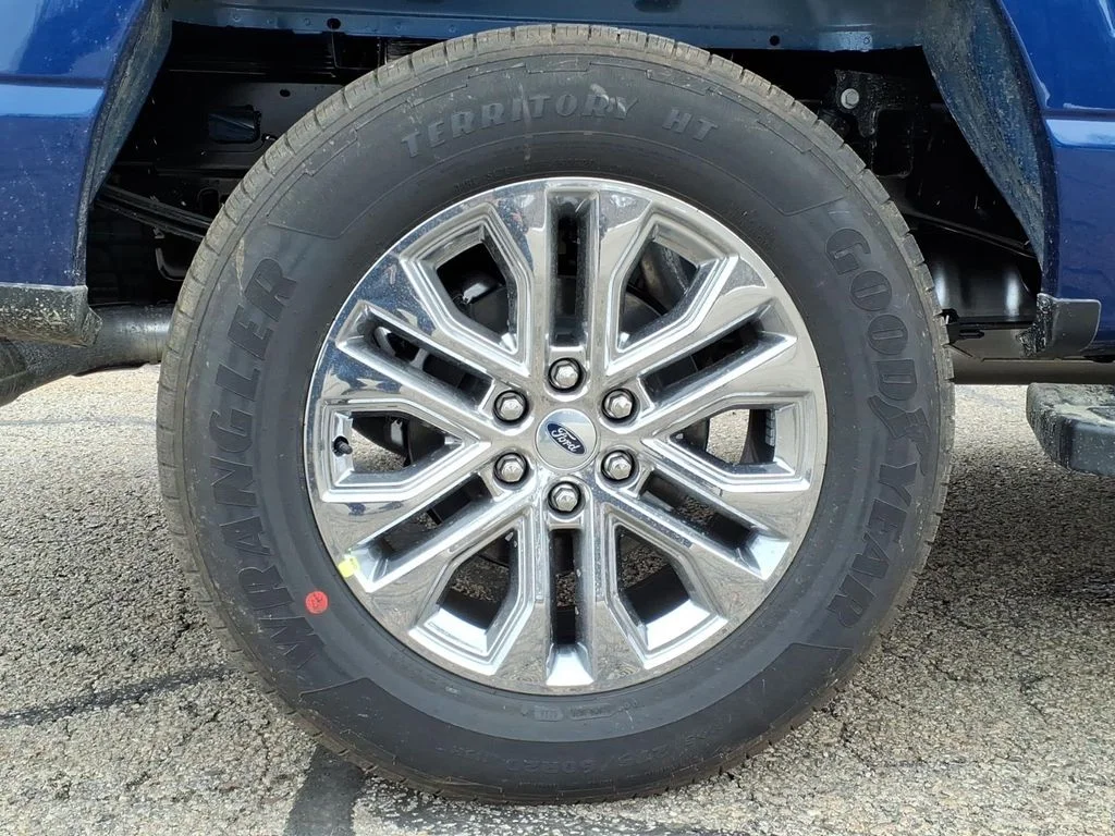 New 2026 Argon Blue Metallic Ford Lariat image 9