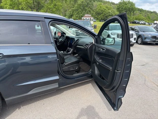 Used 2023 Blue Ford Titanium image 31