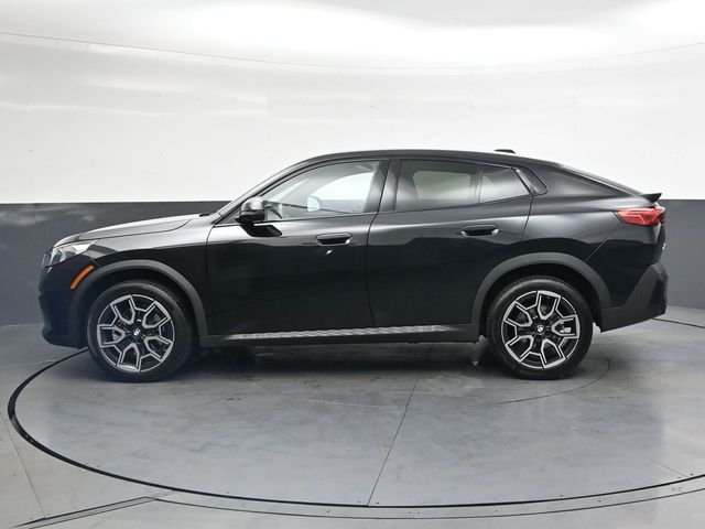 Used 2025 Black BMW xDrive28i image 9