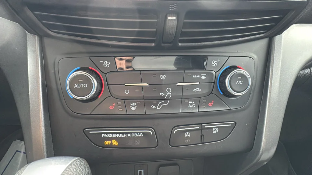 Used 2017 White Ford SE image 25