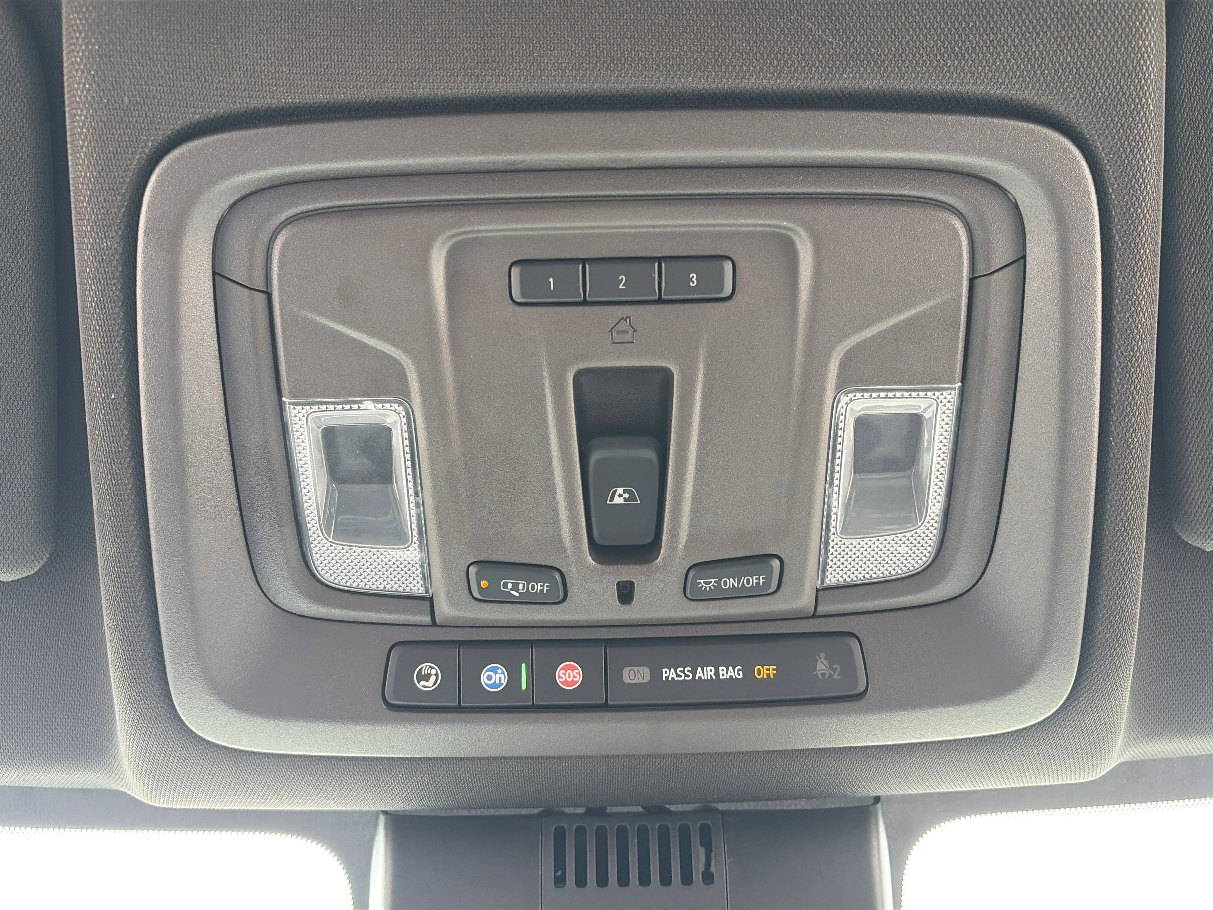2024 GMC Sierra 1500 SLT - Photo 6