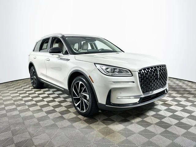 Certified Pre-Owned 2023 Lincoln Corsair Reserve