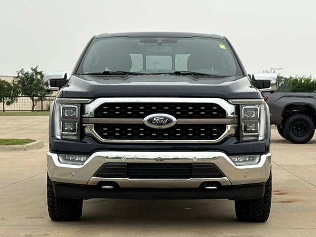 Used 2021  Ford King Ranch image 2