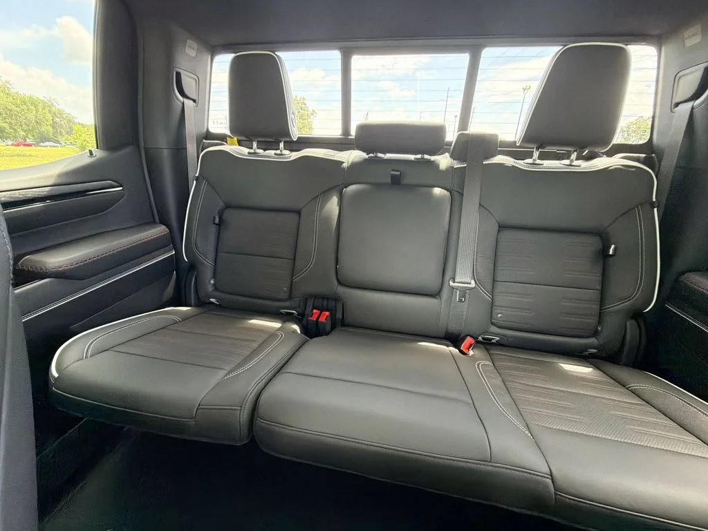 2026 GMC Sierra 1500 AT4X - Photo 17