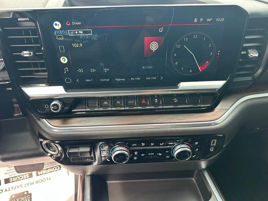 2022 GMC Sierra 1500 SLT - Photo 19