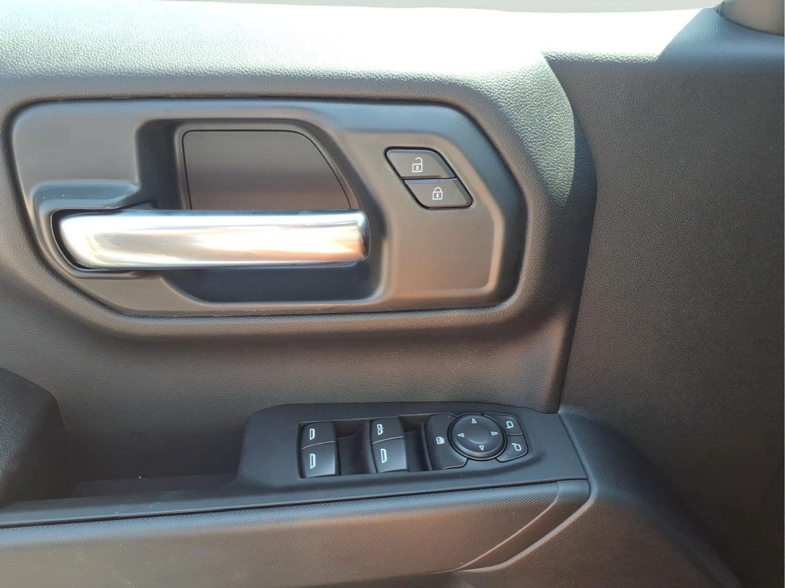 2026 Chevrolet Silverado 1500 Custom - Photo 16