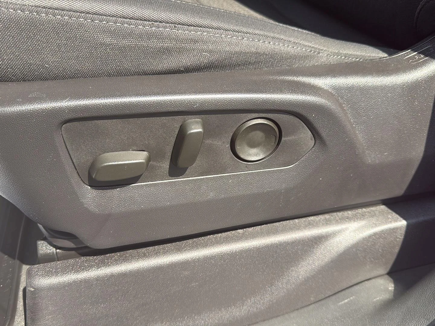 Used 2024 Thunderstorm Gray GMC Elevation image 21