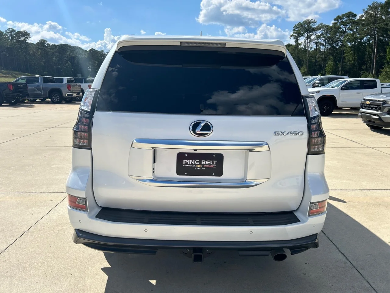 Used 2023  Lexus GX 460 Luxury image 6