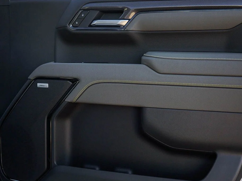 2026 Chevrolet Silverado 1500 ZR2 - Photo 7
