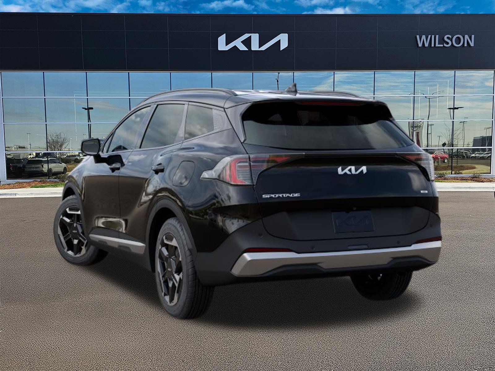 New 2027 Fusion Black Kia S image 4