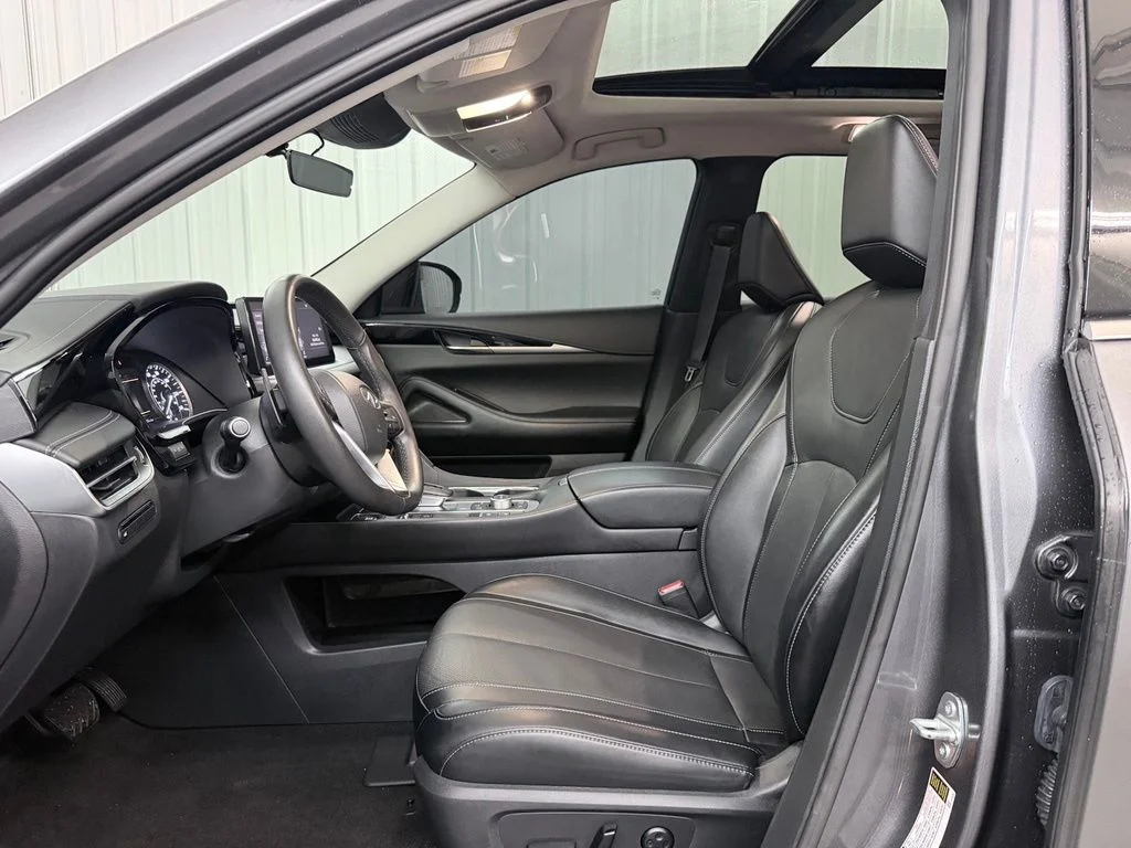 Certified Used 2023 Gray INFINITI PURE image 10