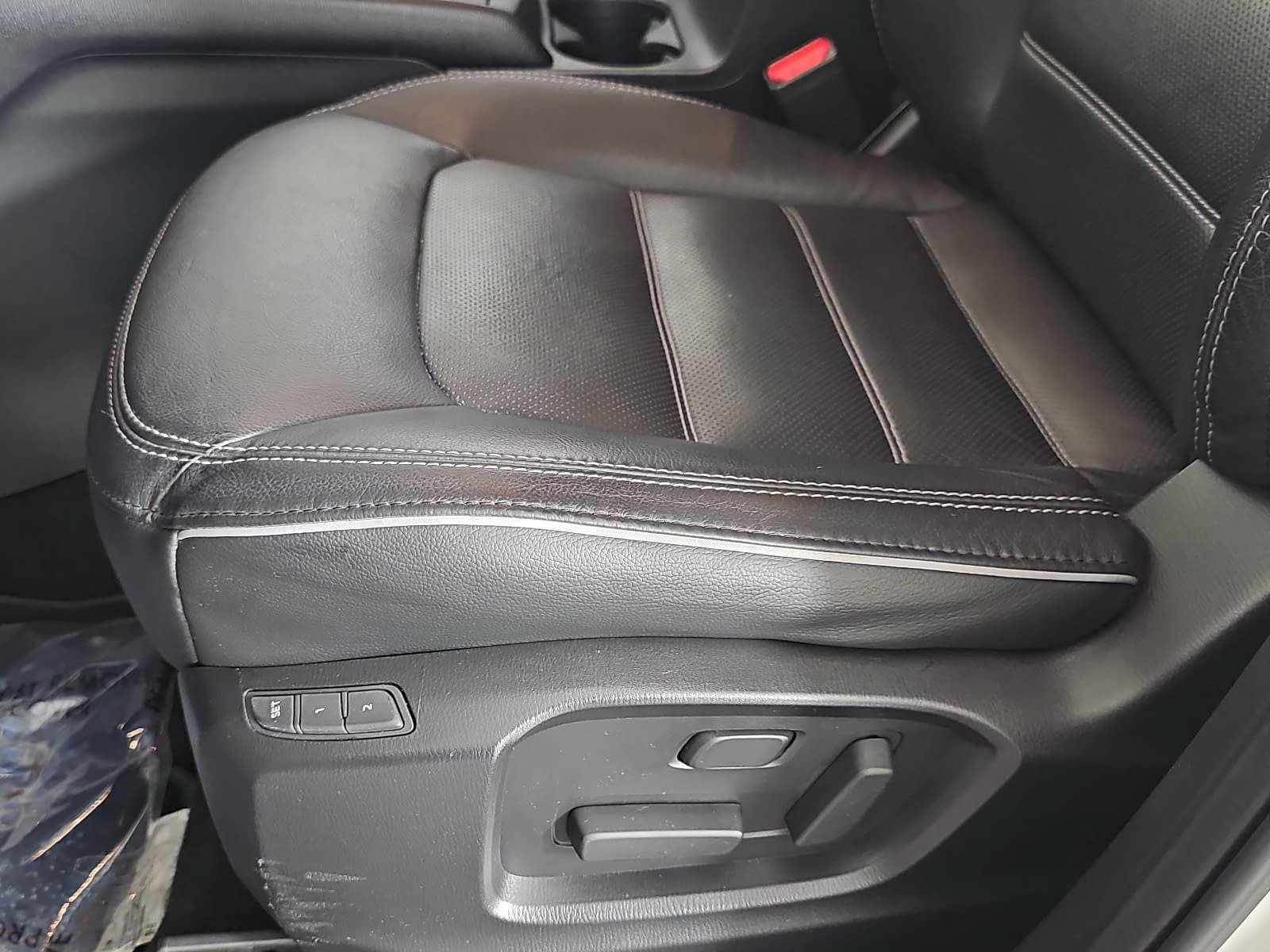 Used 2025 Silver Mazda 2.5 S Preferred Package image 29