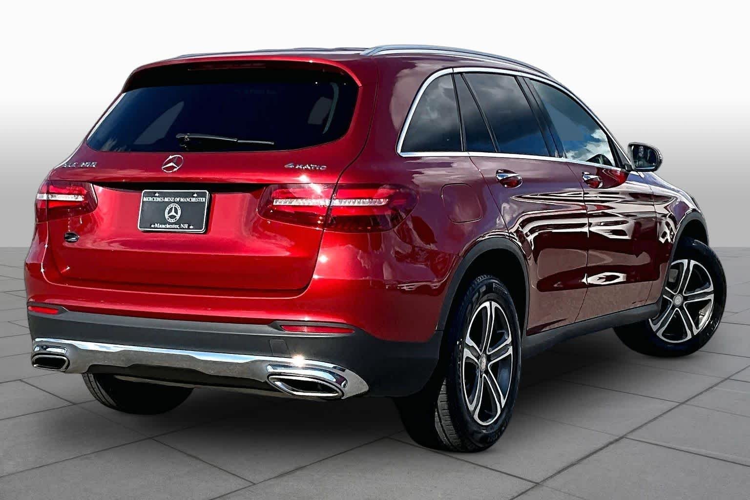 Used 2016 designo Cardinal Red Metallic Mercedes-Benz GLC 300 image 13