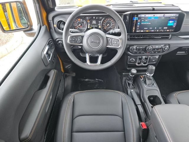 New 2026 Goldilocks Exterior Paint Jeep Sahara image 5