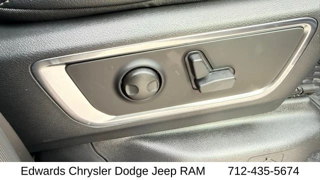 2026 RAM 1500 Laramie - Photo 38