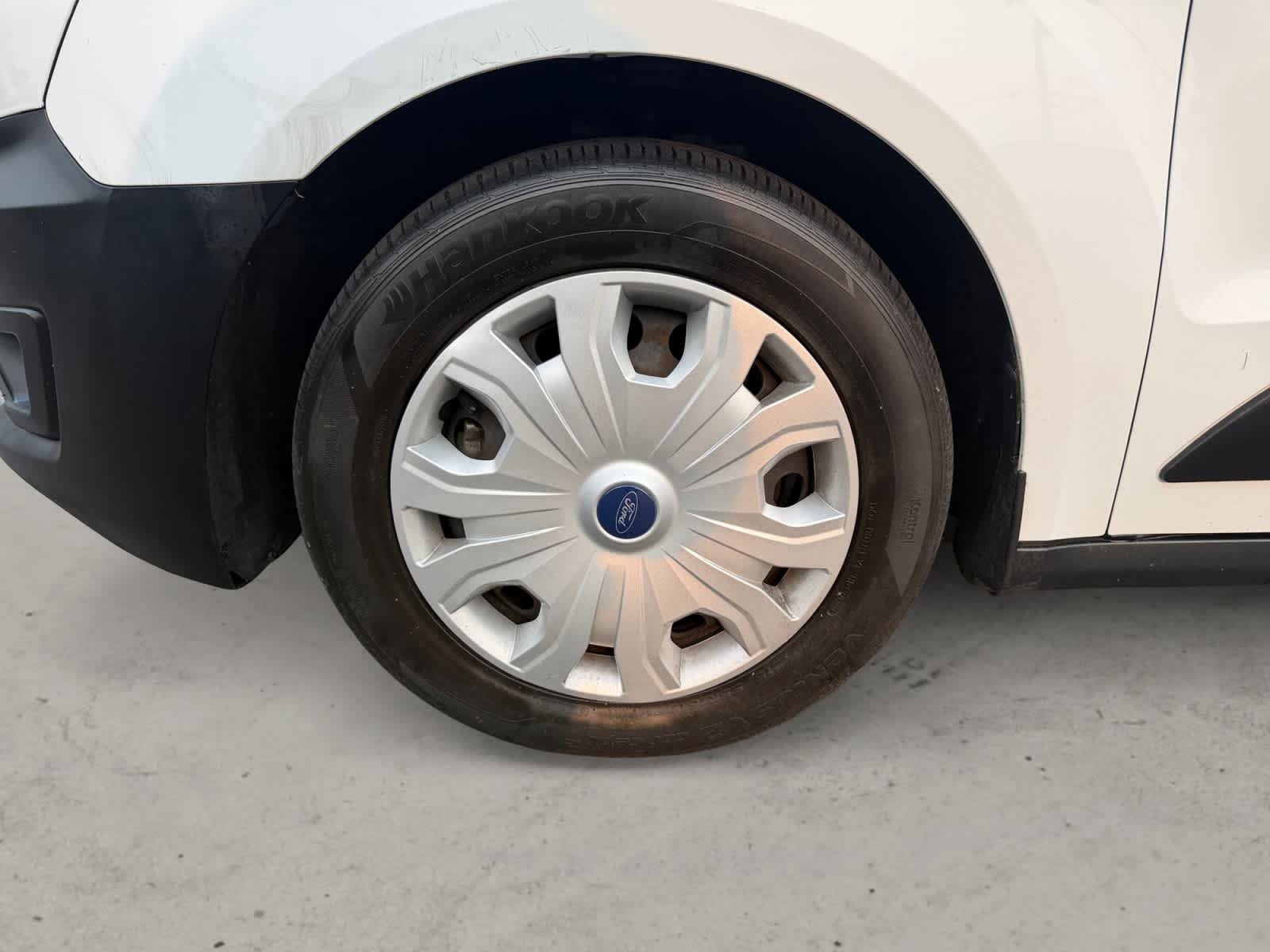 Used 2022 Frozen White Ford XL image 11