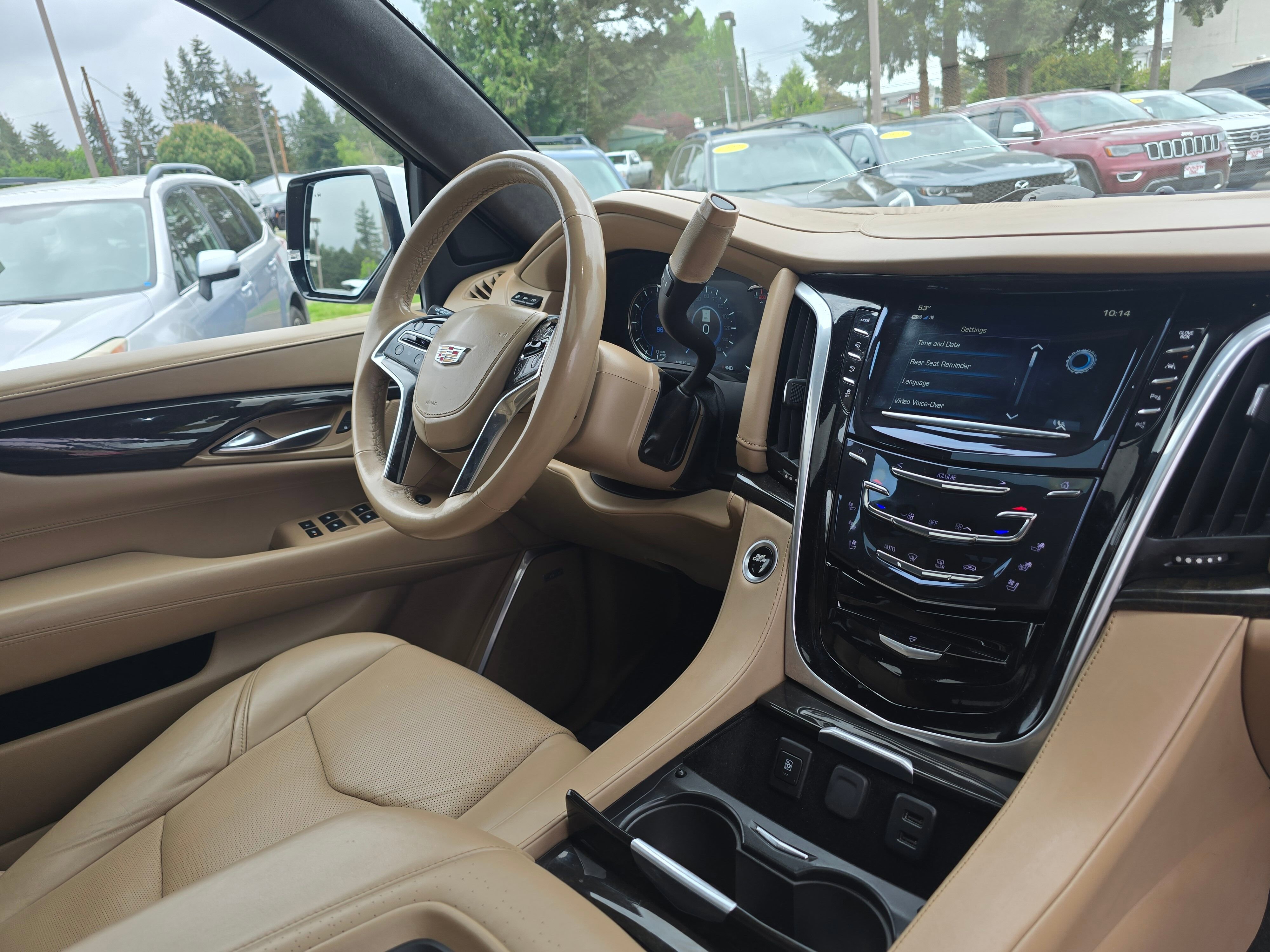 Used 2020 CRYSTAL WHITE TRICOAT Cadillac Platinum image 10