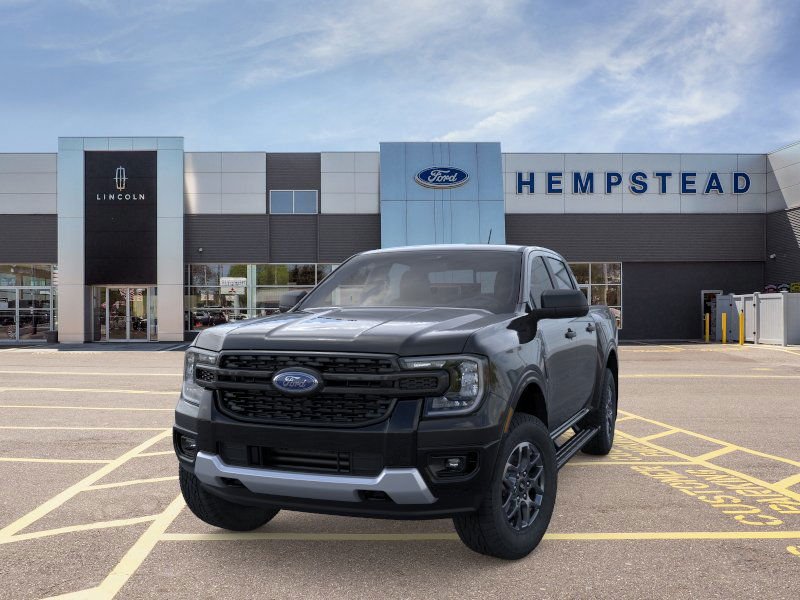 New 2025 Shadow Black Ford XLT image 2