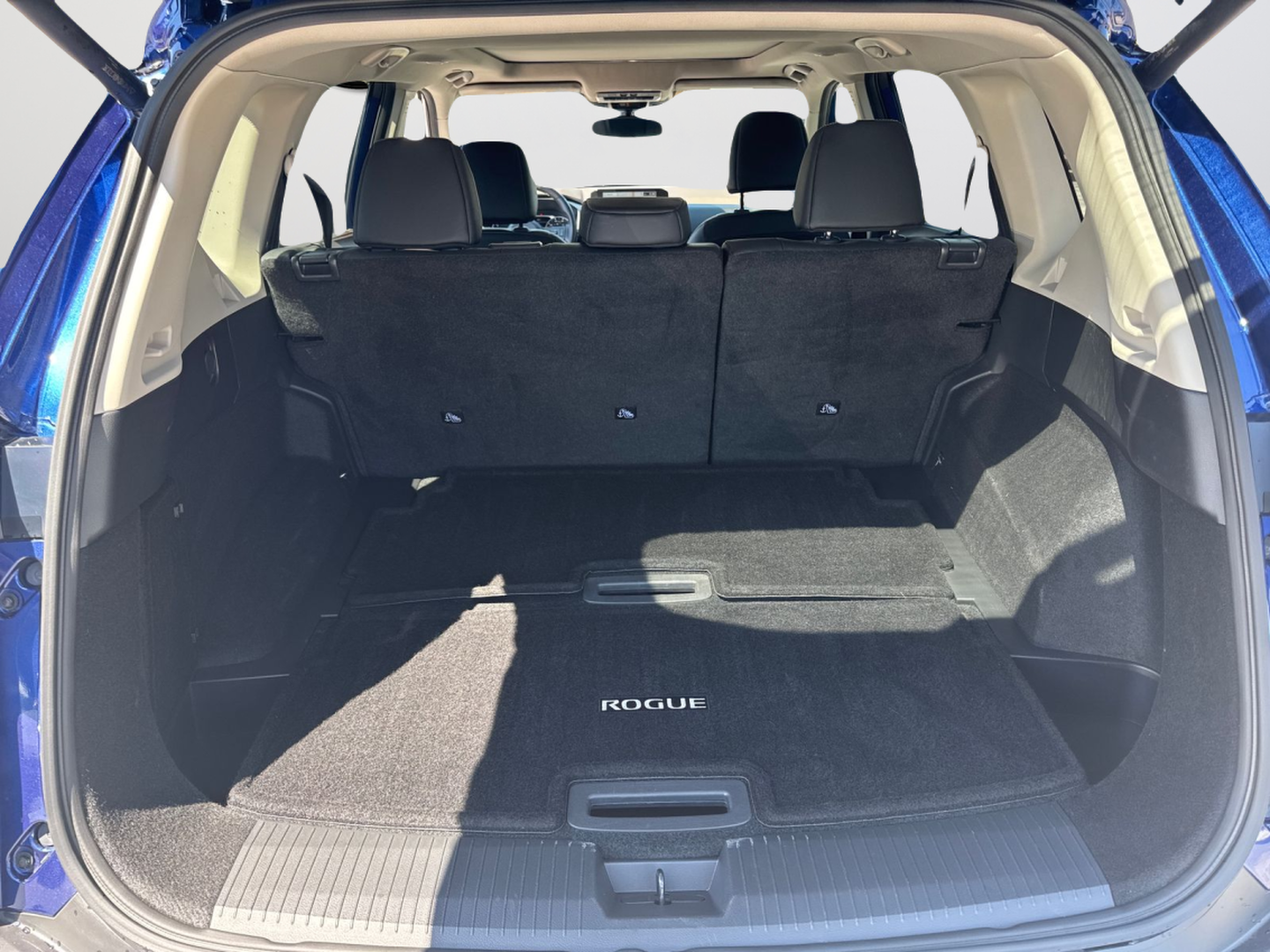 Certified Used 2023 Blue Nissan SL image 31