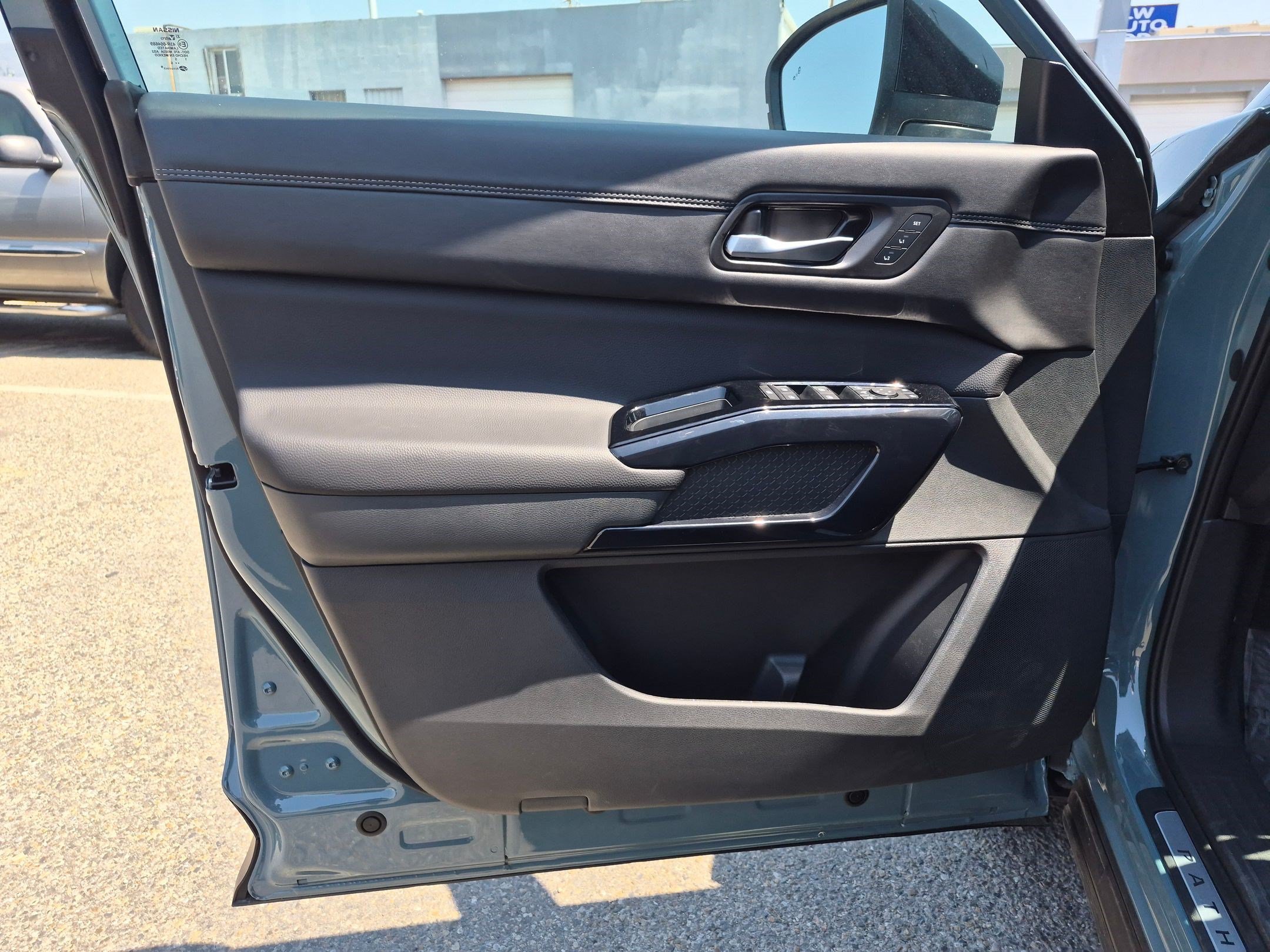 New 2026 Baltic Teal Pearl Nissan Platinum image 11