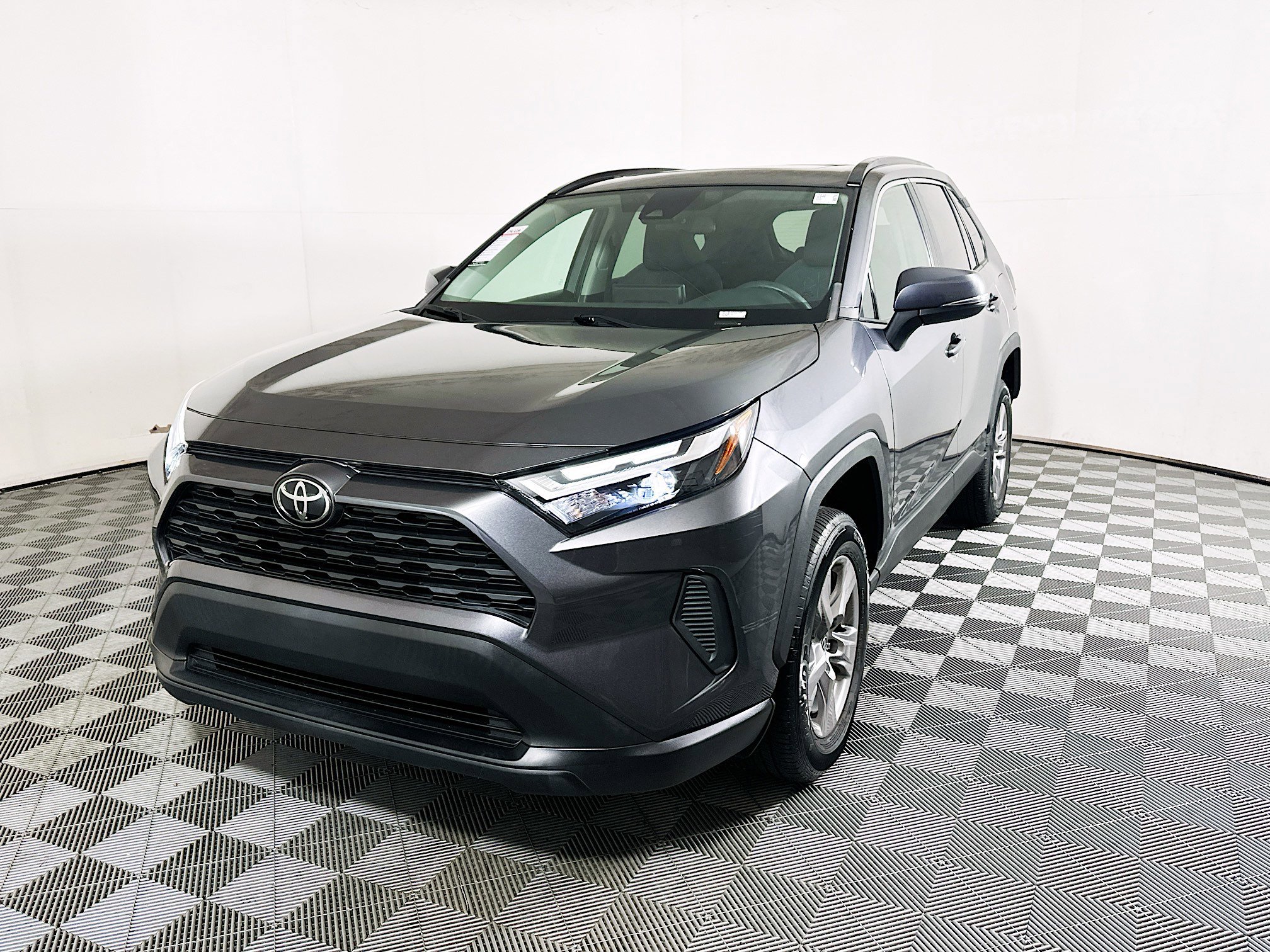 Used 2023 Magnetic Gray Metallic Toyota XLE image 7